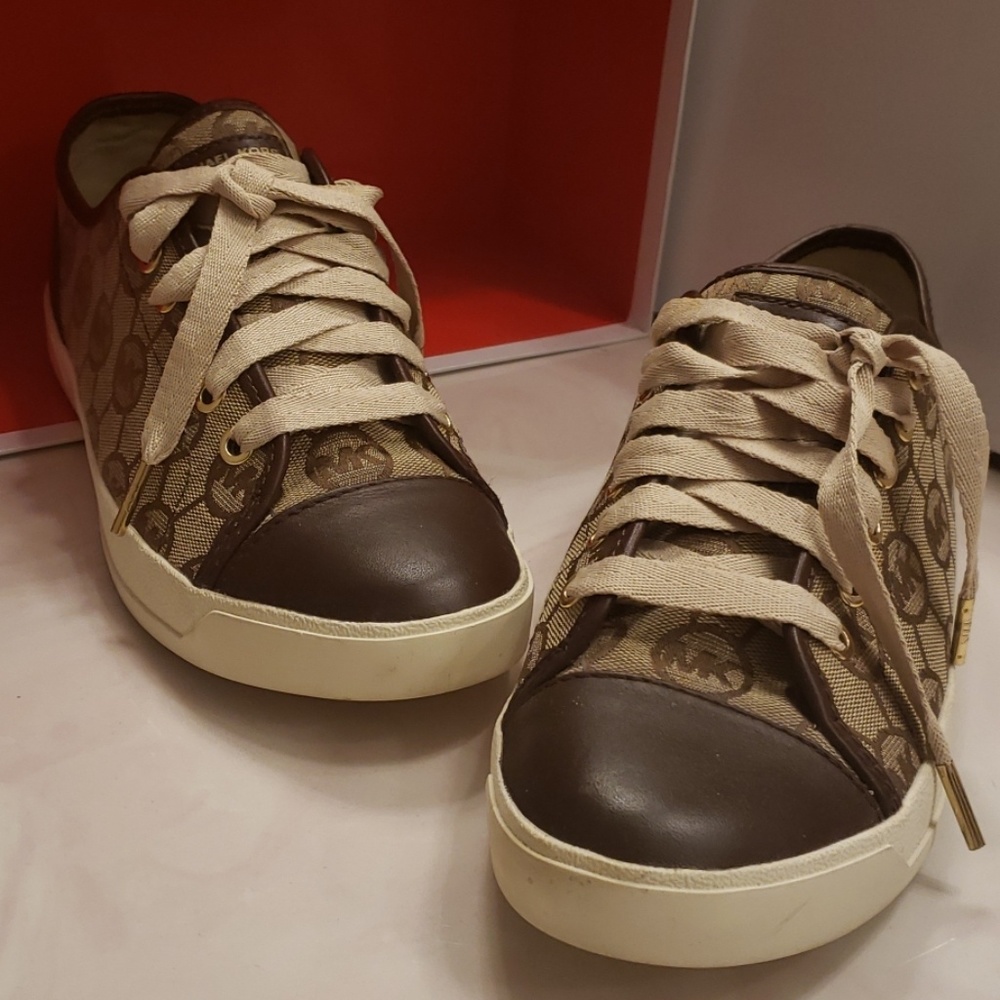 Michael Kors sneakers - Picture 3 of 8